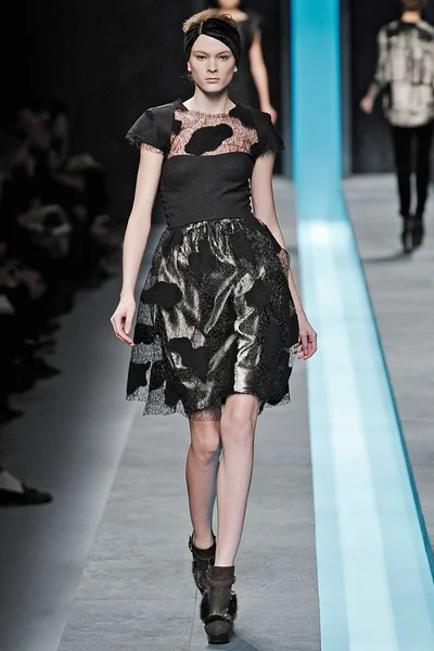 Look 40